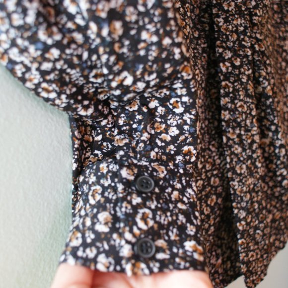 satin floral blouse - Picture 9 of 9